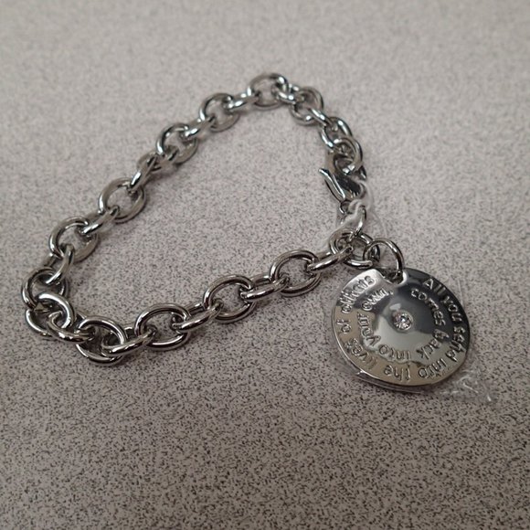 All You Need Bracelet - Picture 4 of 4